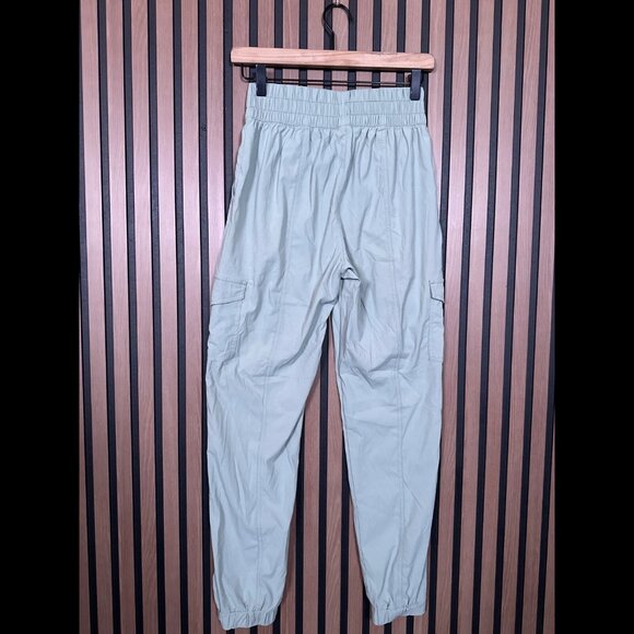 Yogalicious Pants Small Womens Sage Green Nylon Stretch Cargo Joggers - Picture 2 of 7